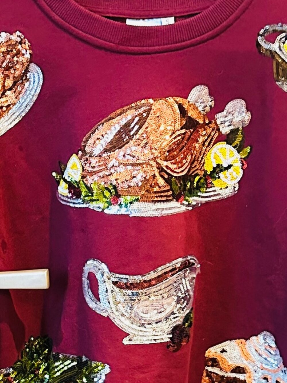 QUEEN OF SPARKLES THANKSGIVING BURGUNDY  SWEATSHIRT SMALL/ MEDIUM - Picture 6 of 9